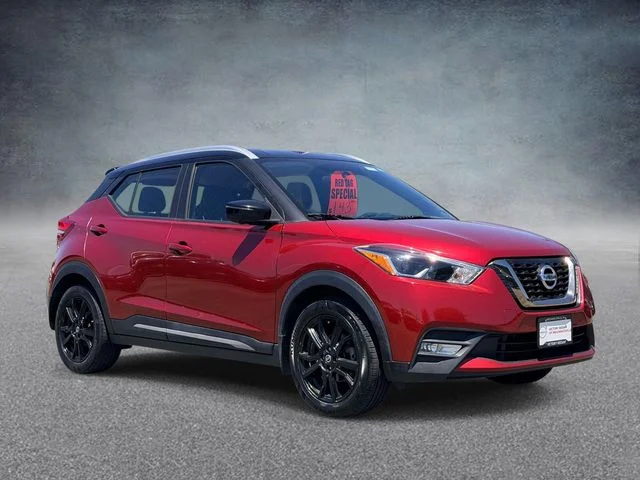 2019 Nissan Kicks SR