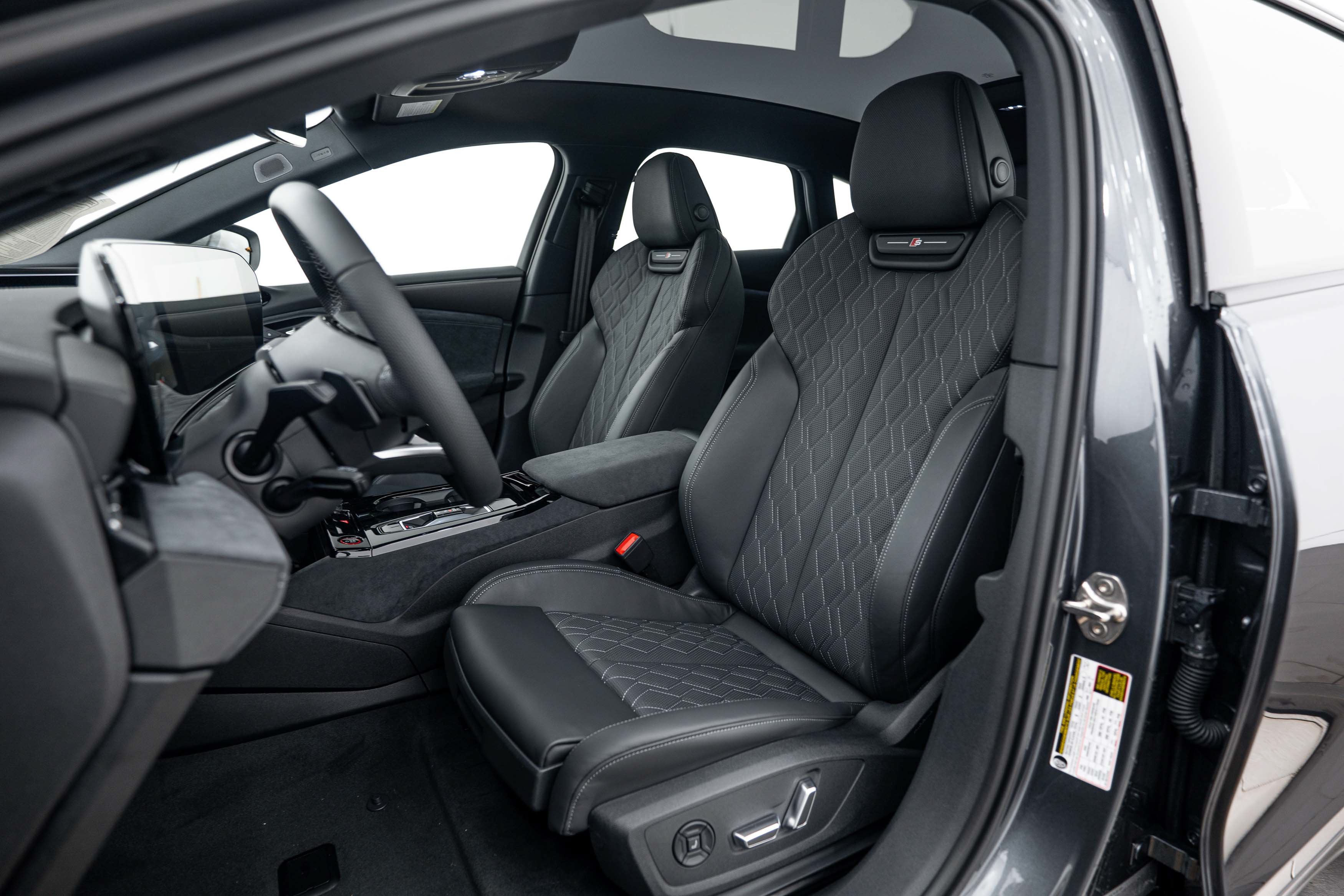 New 2027 Daytona Gray Audi Premium Plus image 15