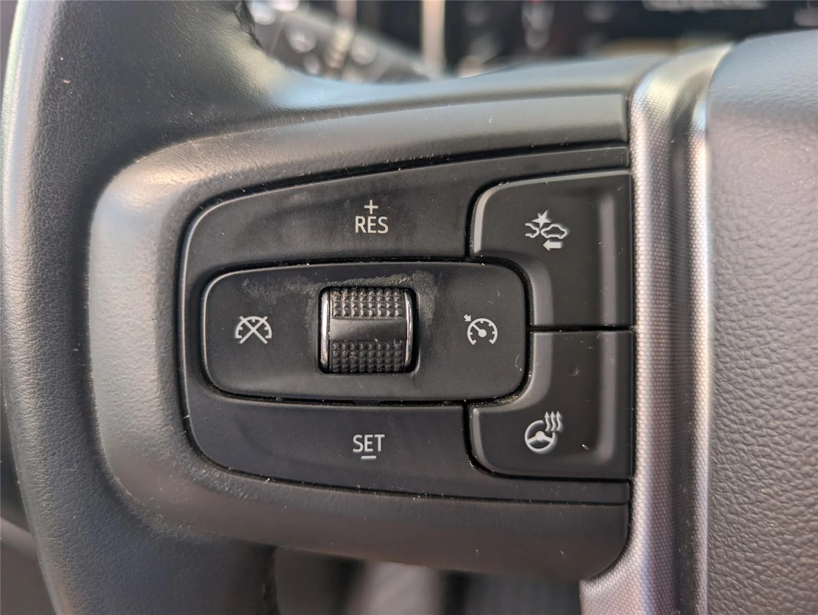 Used 2023 Desert Sand Metallic GMC Elevation image 17