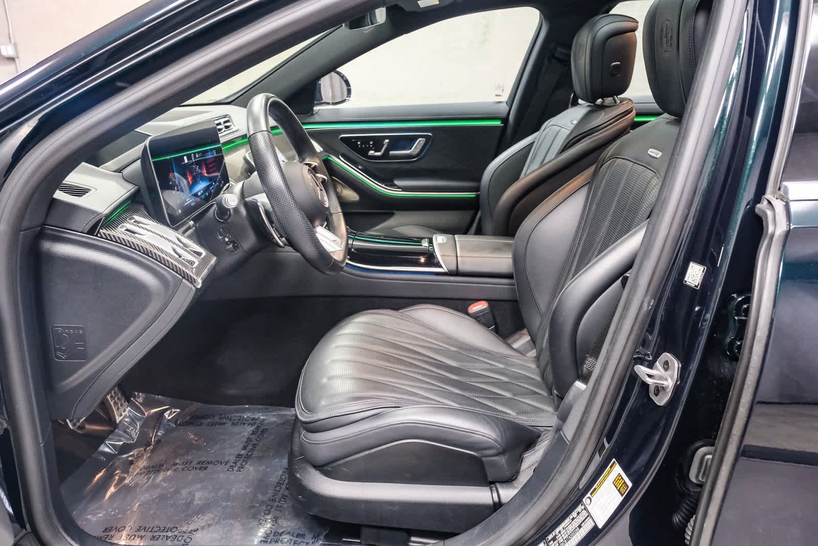 Used 2026 Emerald Green Metallic Mercedes-Benz AMG® S 63 E image 28