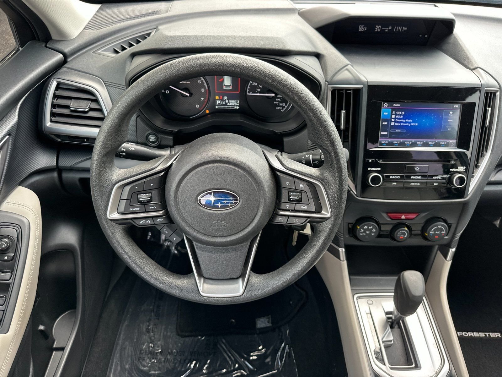 Used 2022 Green Subaru Base image 14