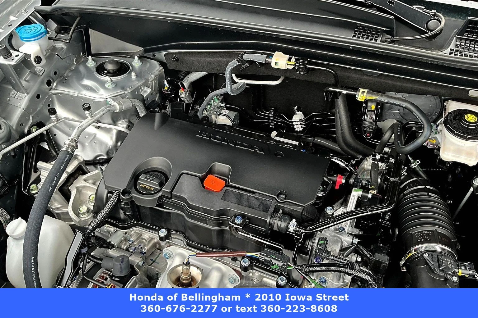 Certified Used 2025 Lunar Silver Metallic Honda AWD LX image 28