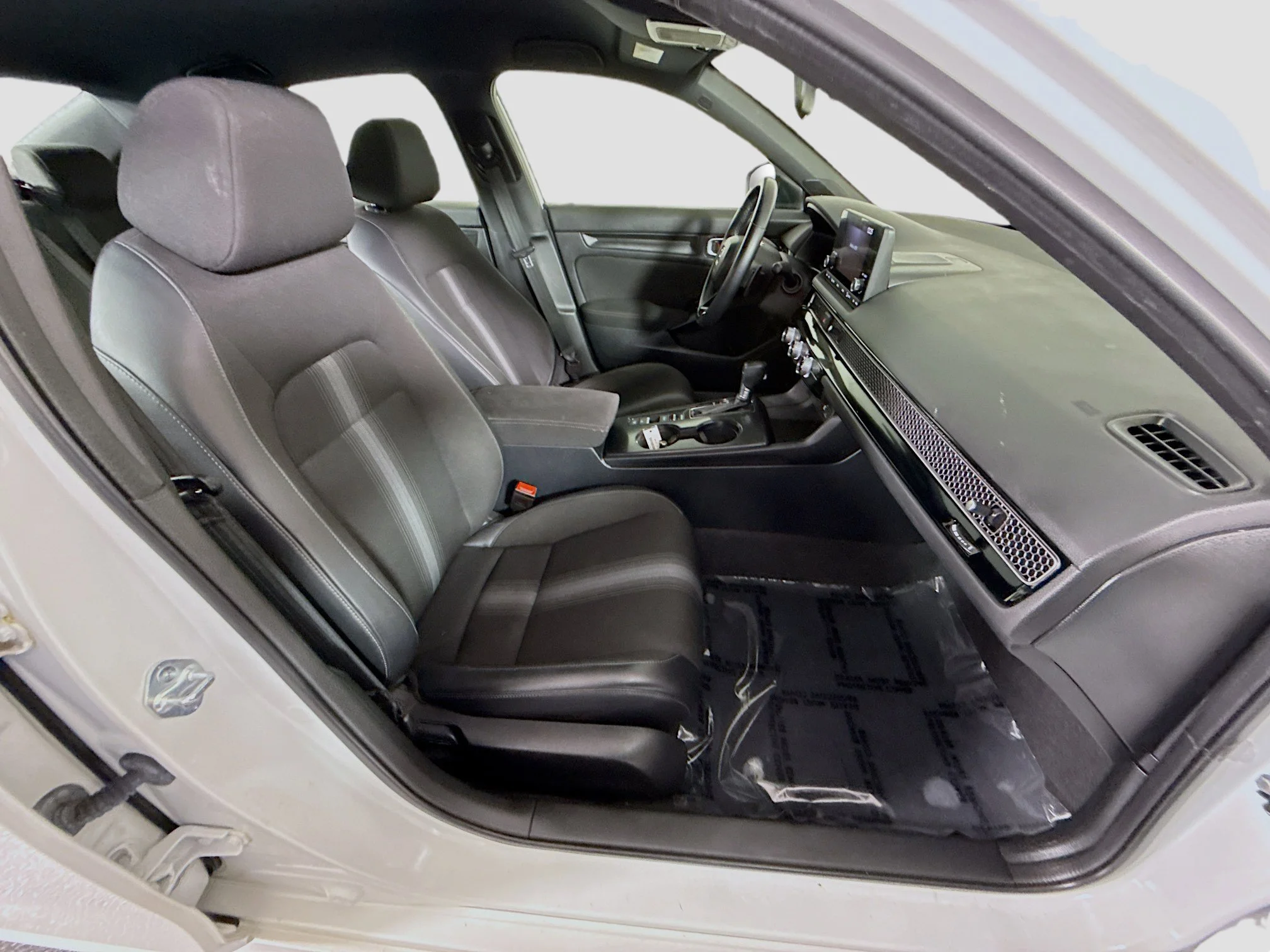 Used 2023 Platinum White Pearl Honda Sport image 25