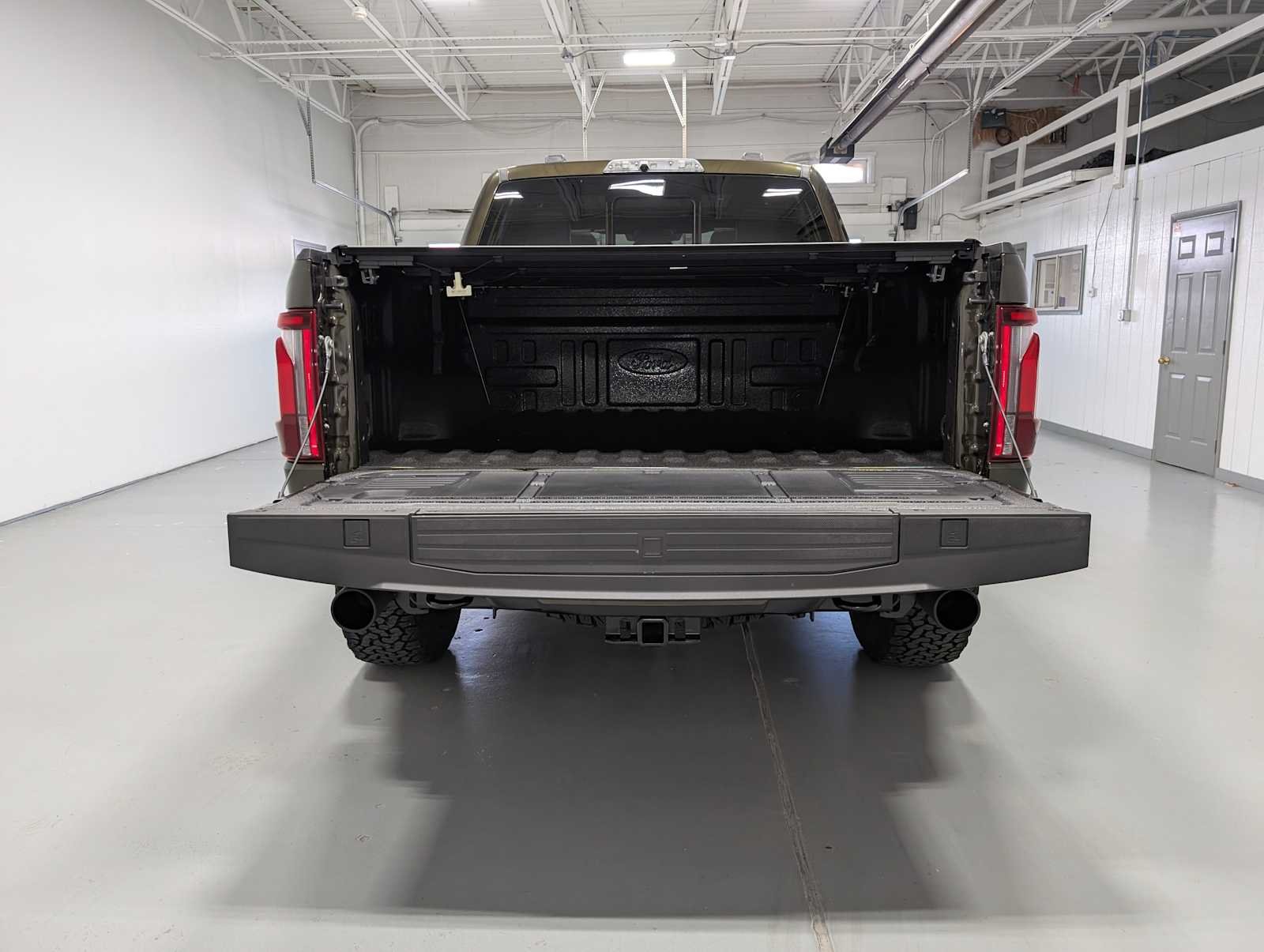 Used 2026 Shelter Green Ford Raptor image 48