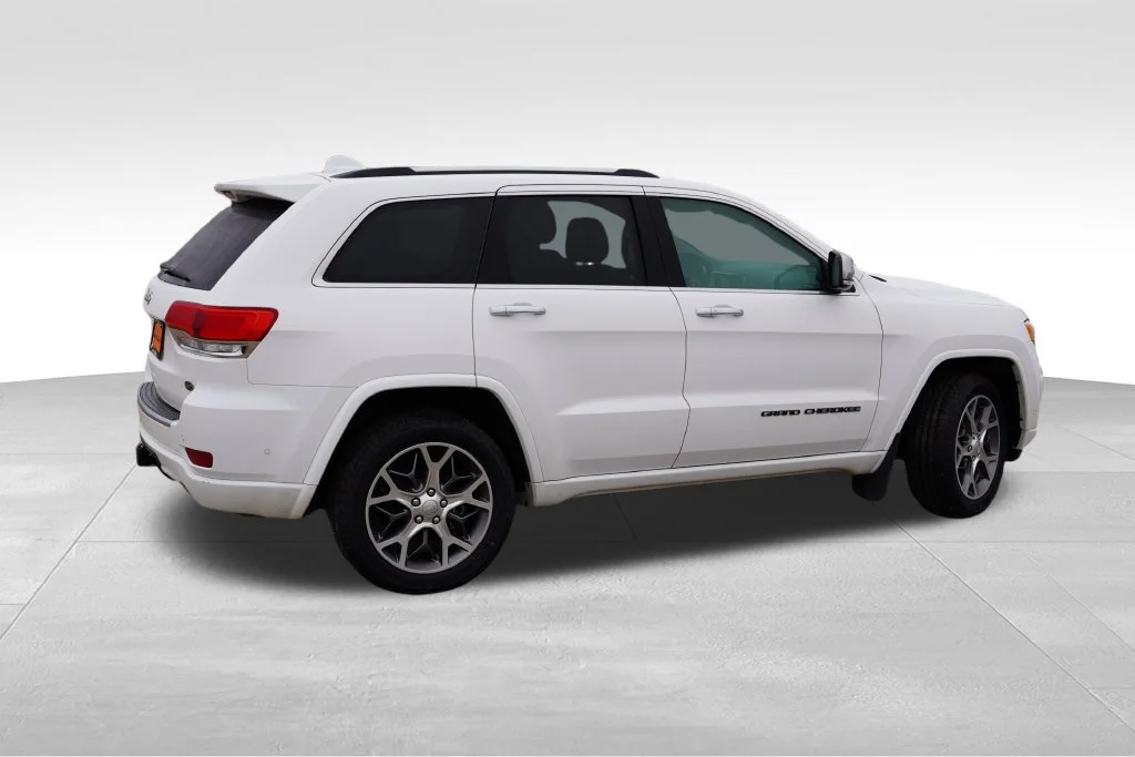 Certified Used 2021 White Jeep Overland image 4
