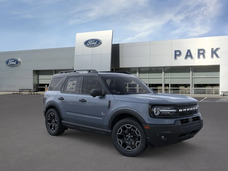 New 2026 Azure Gray Metallic Tri-Coat Ford Outer Banks® image 7
