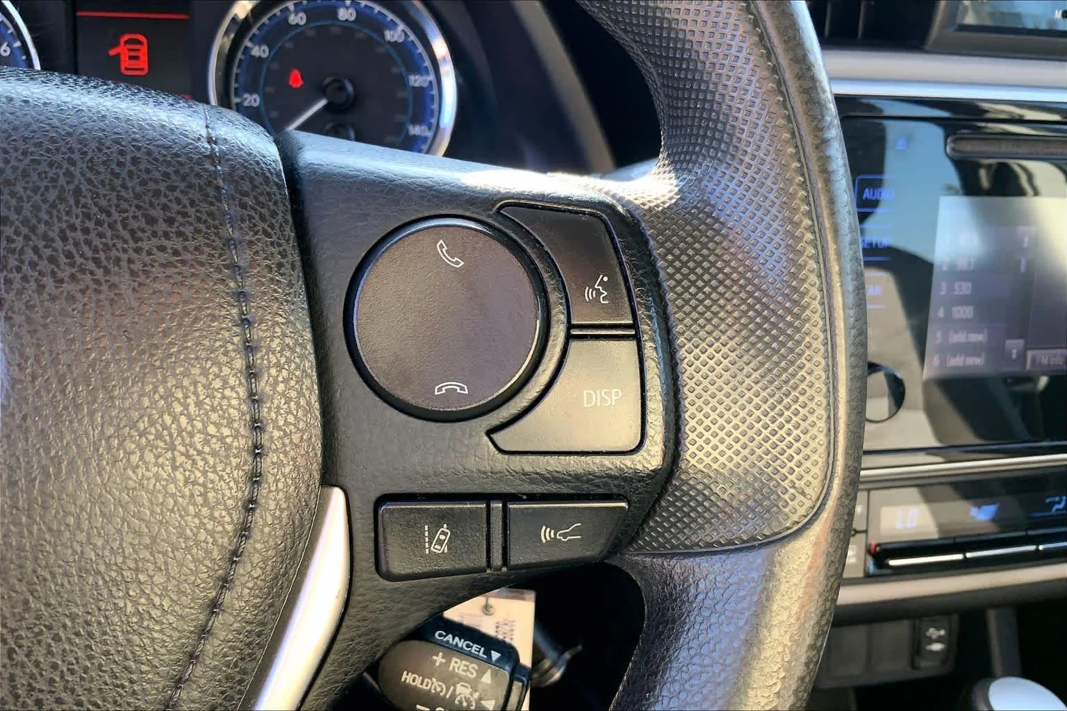 Used 2018 Black Sand Pearl Toyota L image 22
