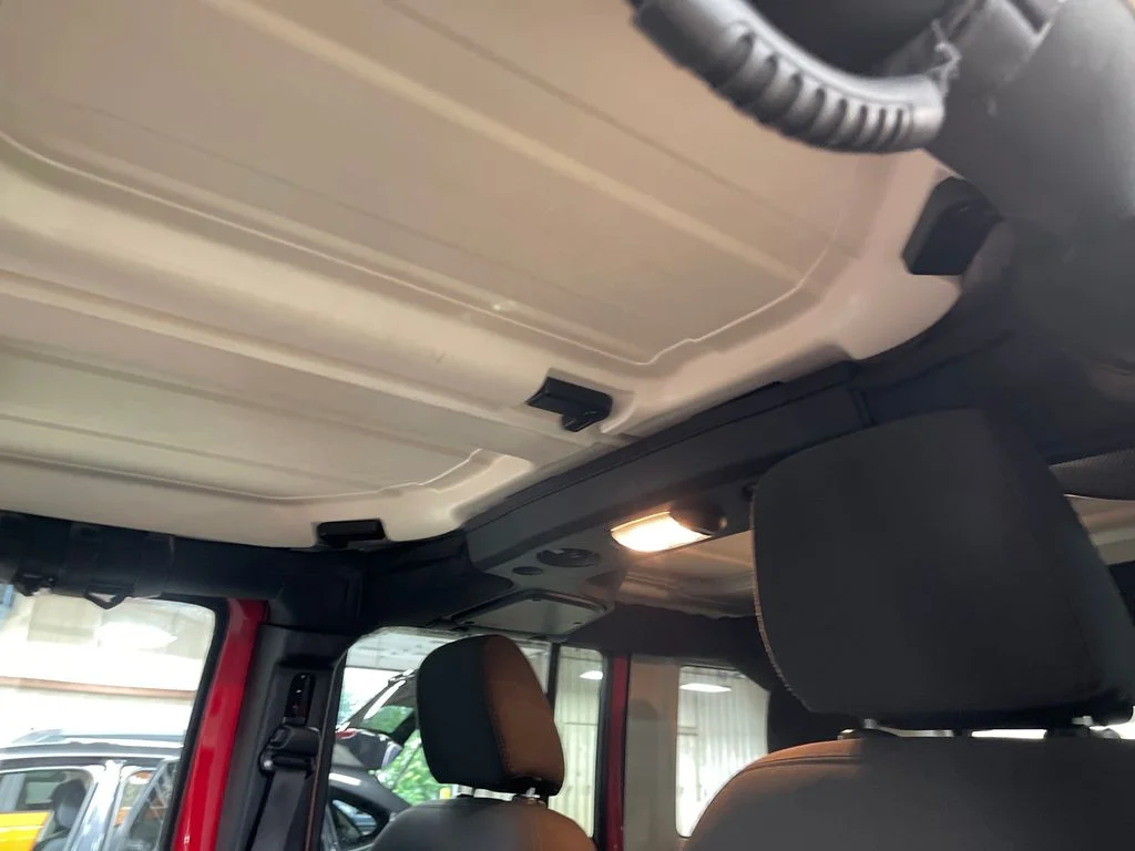 Used 2018 Red Jeep Unlimited Sport image 13