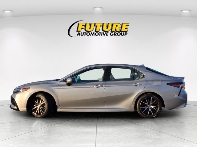 Used 2024 Silver Toyota SE AWD image 7