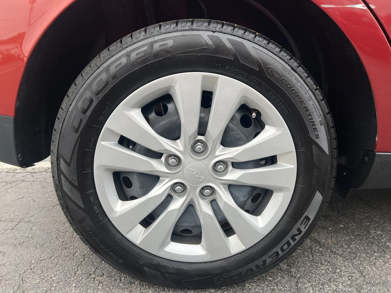 Used 2023 Mars Orange Kia LX image 34