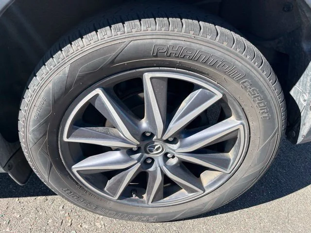 Used 2018 Sonic Silver Metallic Mazda Touring image 14