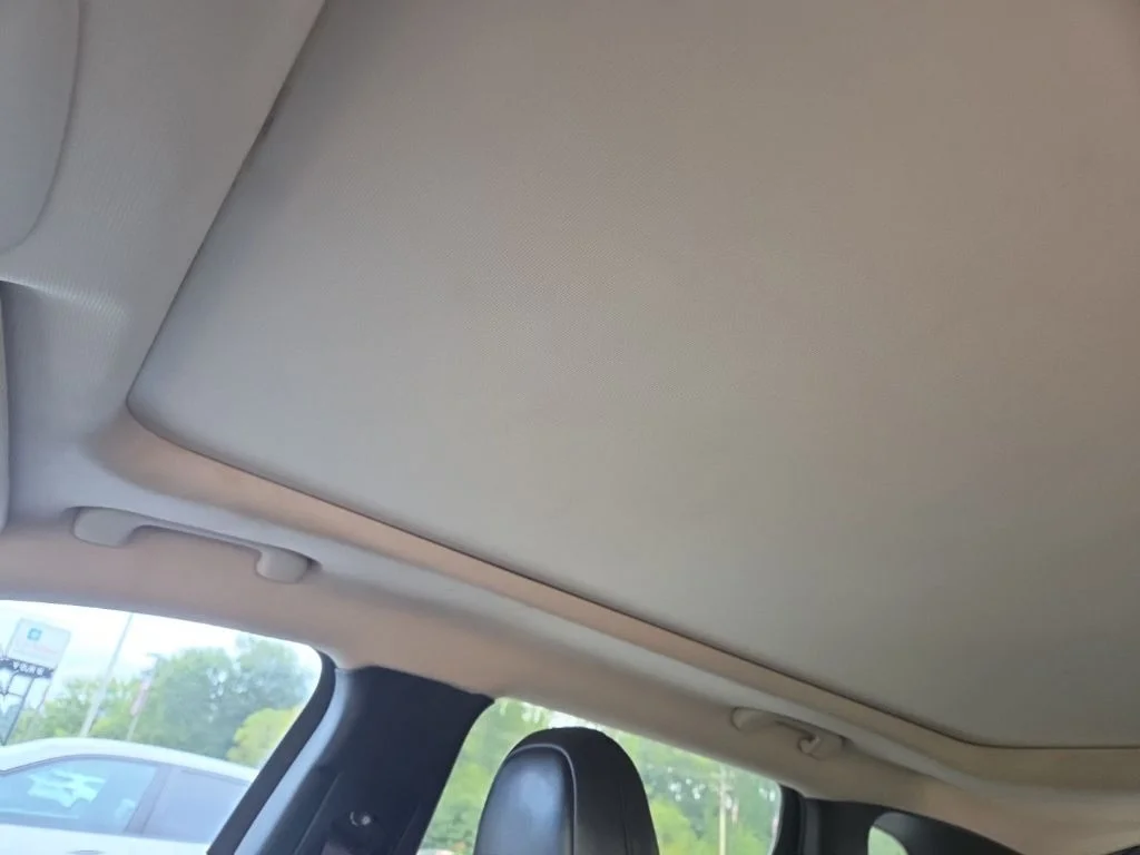 Used 2016 Red Jeep Limited image 8
