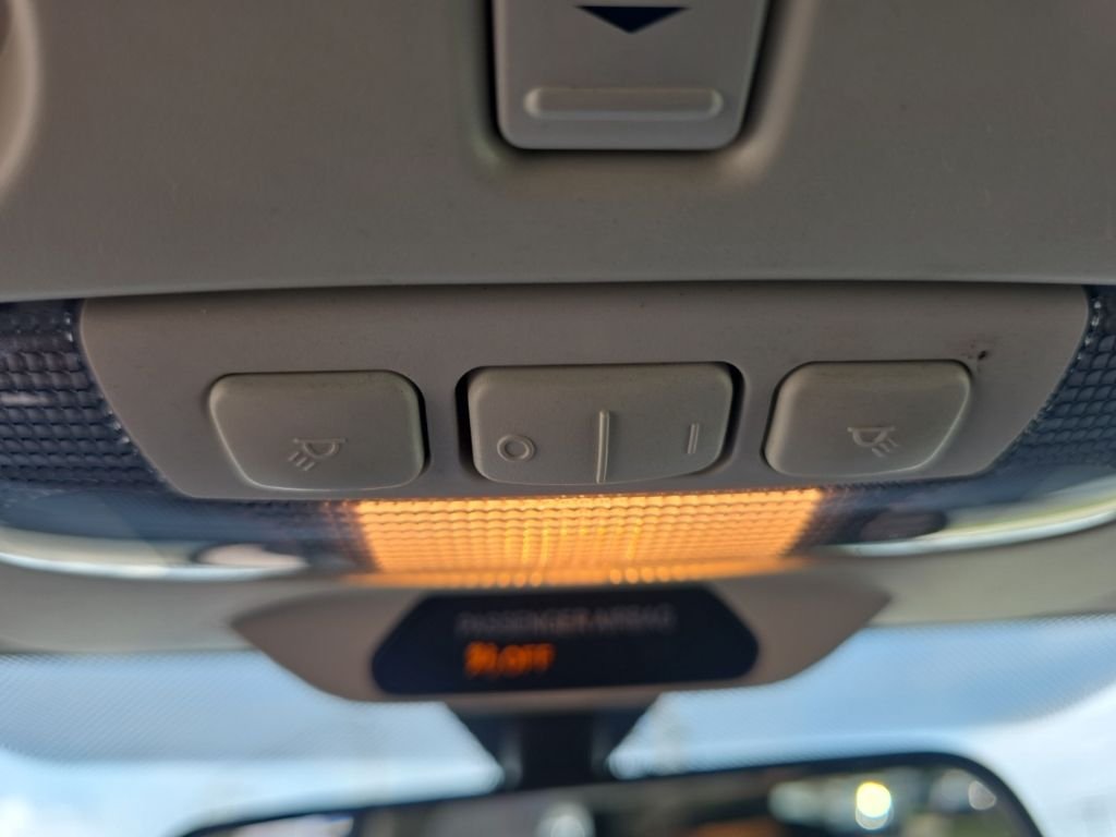 Used 2020  Ford SE image 24