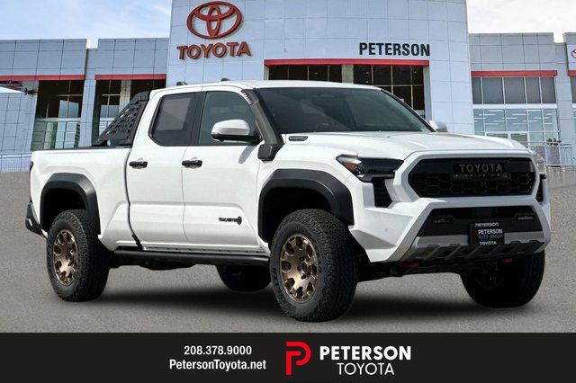 2026 Toyota Tacoma i-FORCE MAX Trailhunter