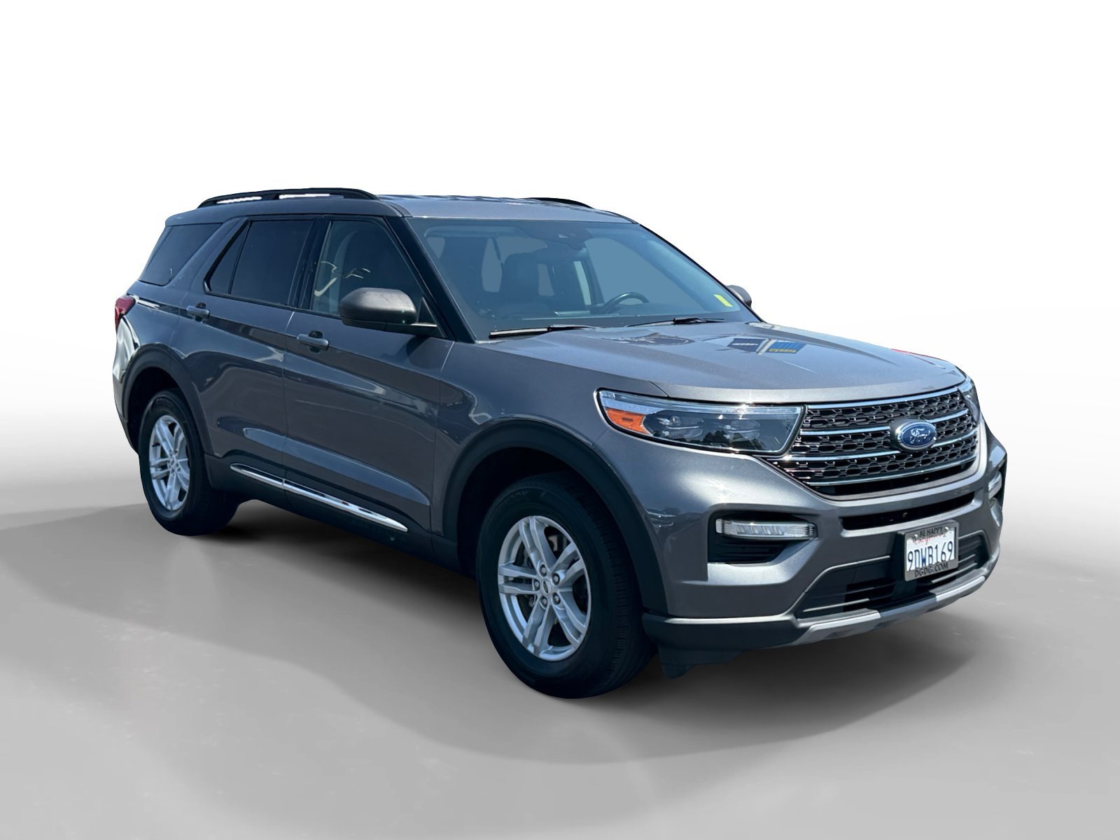 Certified Used 2022 Gray Metallic Ford XLT image 7