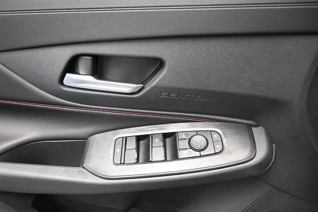 2026 Nissan Sentra SR - Photo 16