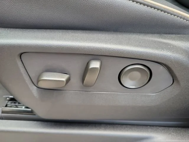 2025 Chevrolet Tahoe Premier - Photo 24