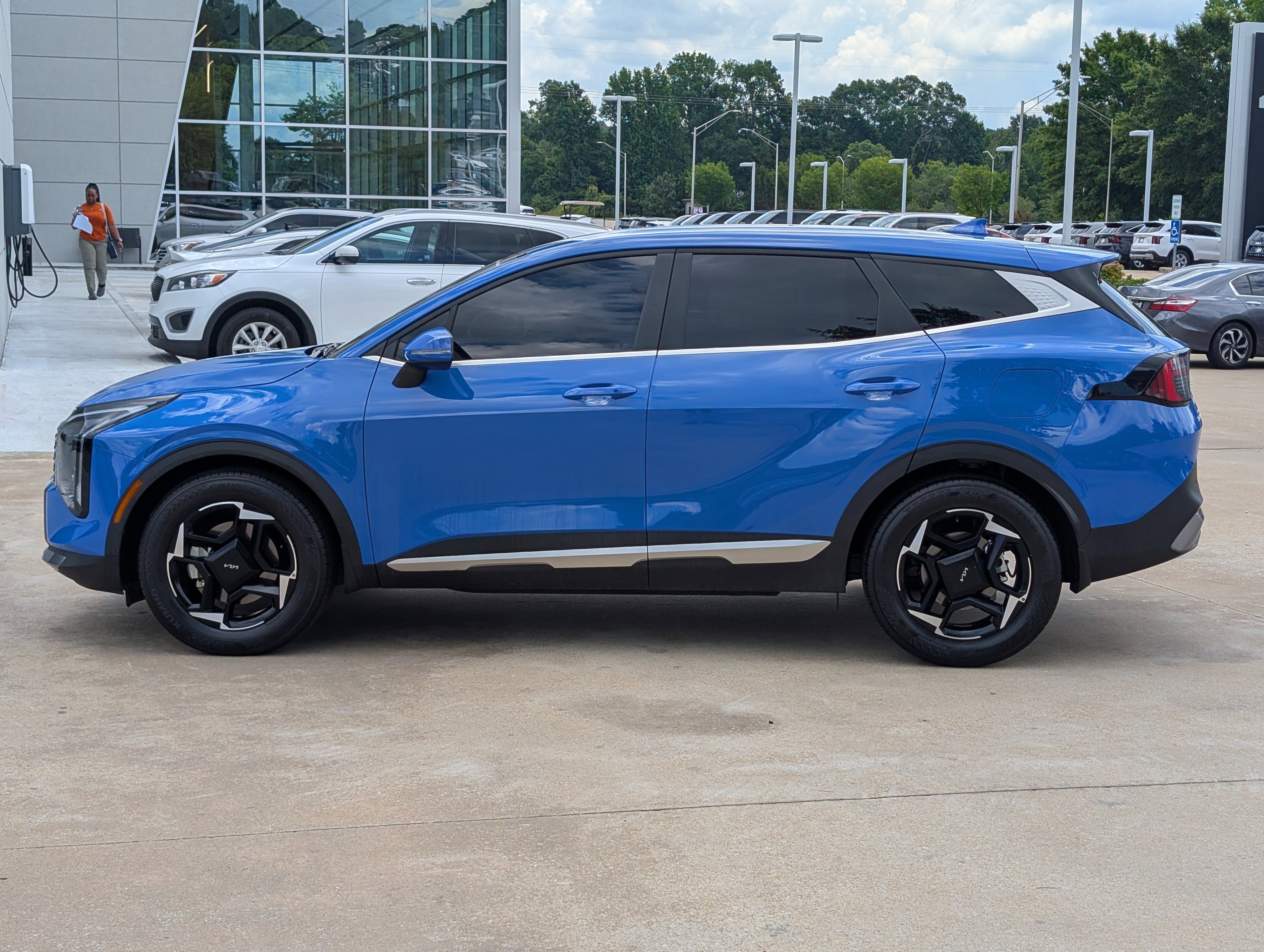 Used 2026 Nebular Blue Kia EX image 13
