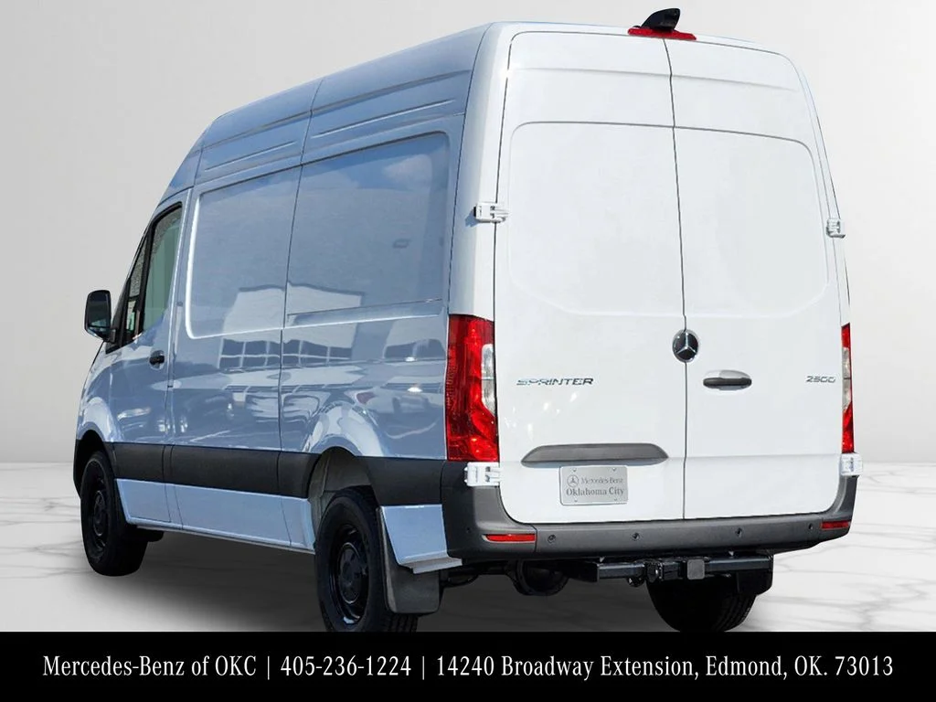 Used 2025 Arctic White Mercedes-Benz Cargo 144 WB image 4