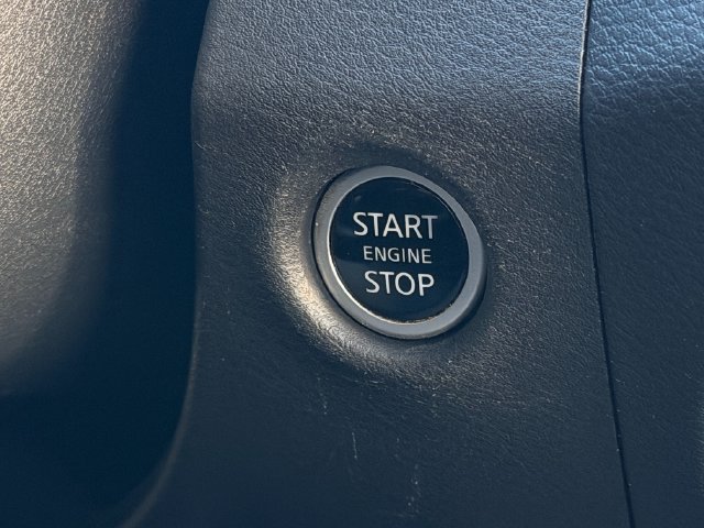 Used 2023 White Nissan SV image 22