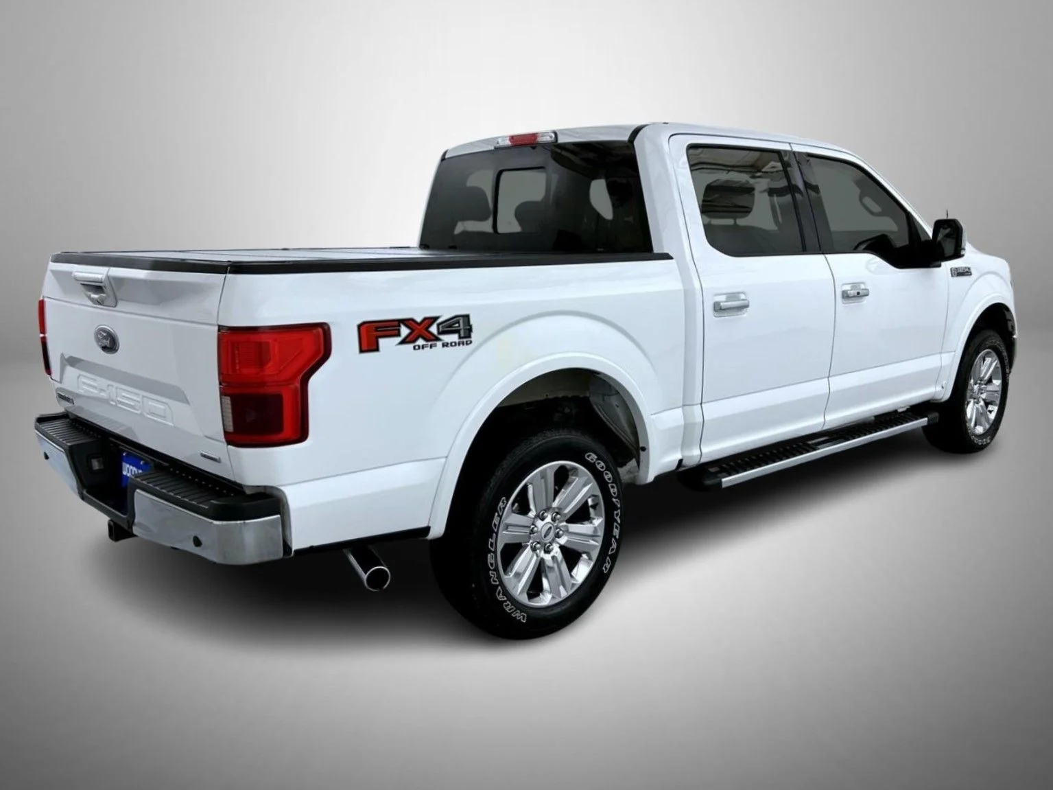 Used 2020 White Ford Lariat image 5