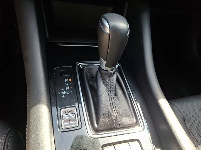 Used 2021 Red Mazda Grand Touring Reserve image 16