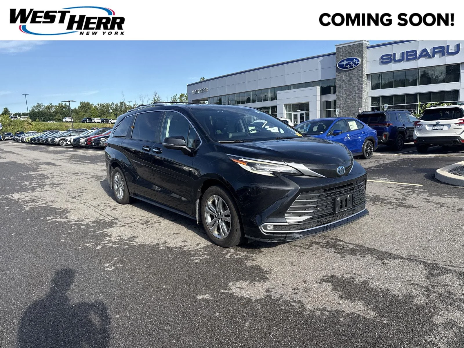 Used 2022 Midnight Black Metallic Toyota Platinum 7-Passenger image 1