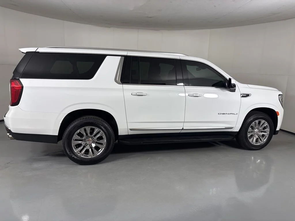 Used 2024 White GMC Denali image 8