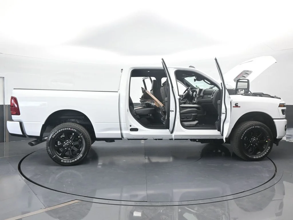 New 2026 Bright White Clear-Coat Exterior Paint RAM Laramie image 71