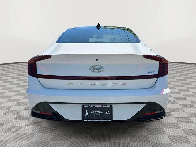 Used 2023 Serenity White Hyundai SEL Plus image 4