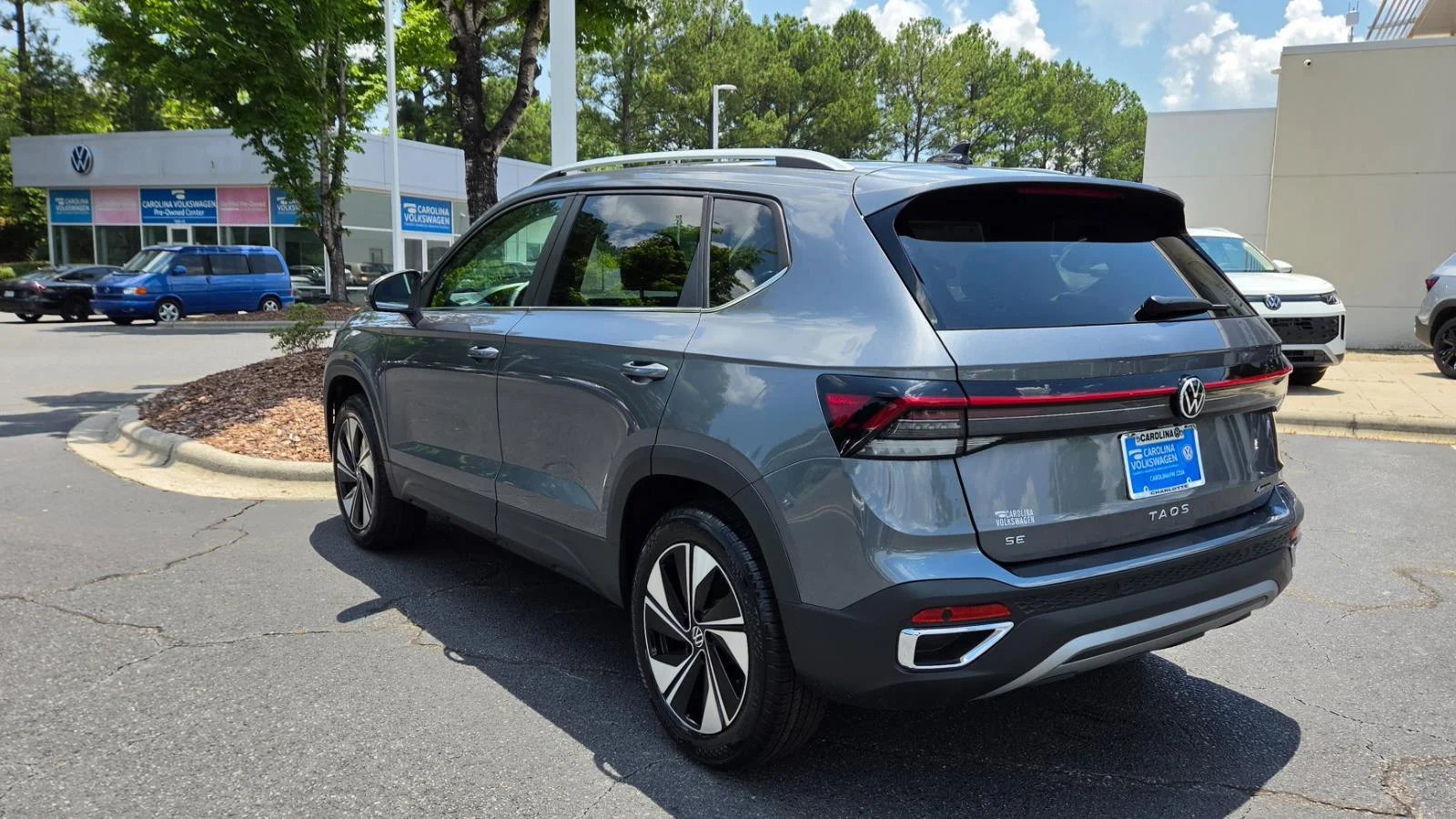 New 2026 GRAY Volkswagen SE image 4