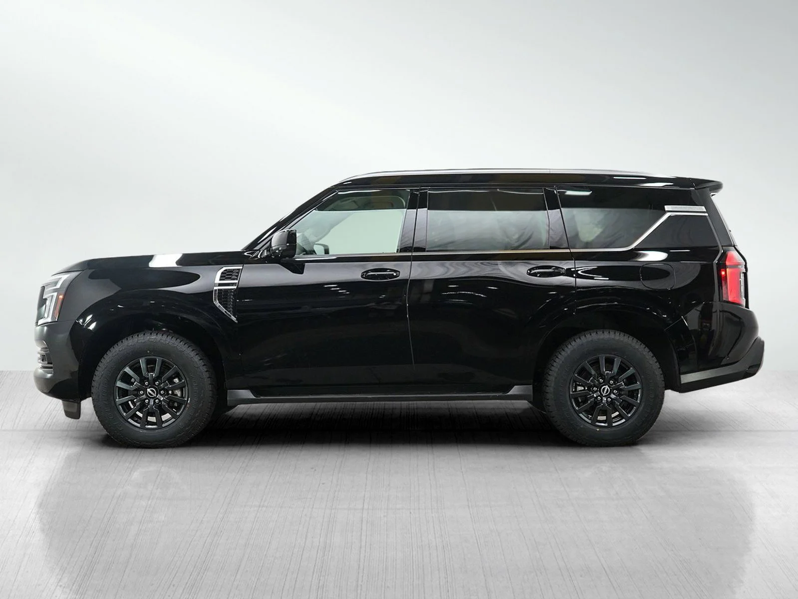 Used 2025 Nissan Armada SV with VIN JN8AY3AE4S9403295 for sale in Minneapolis, Minnesota