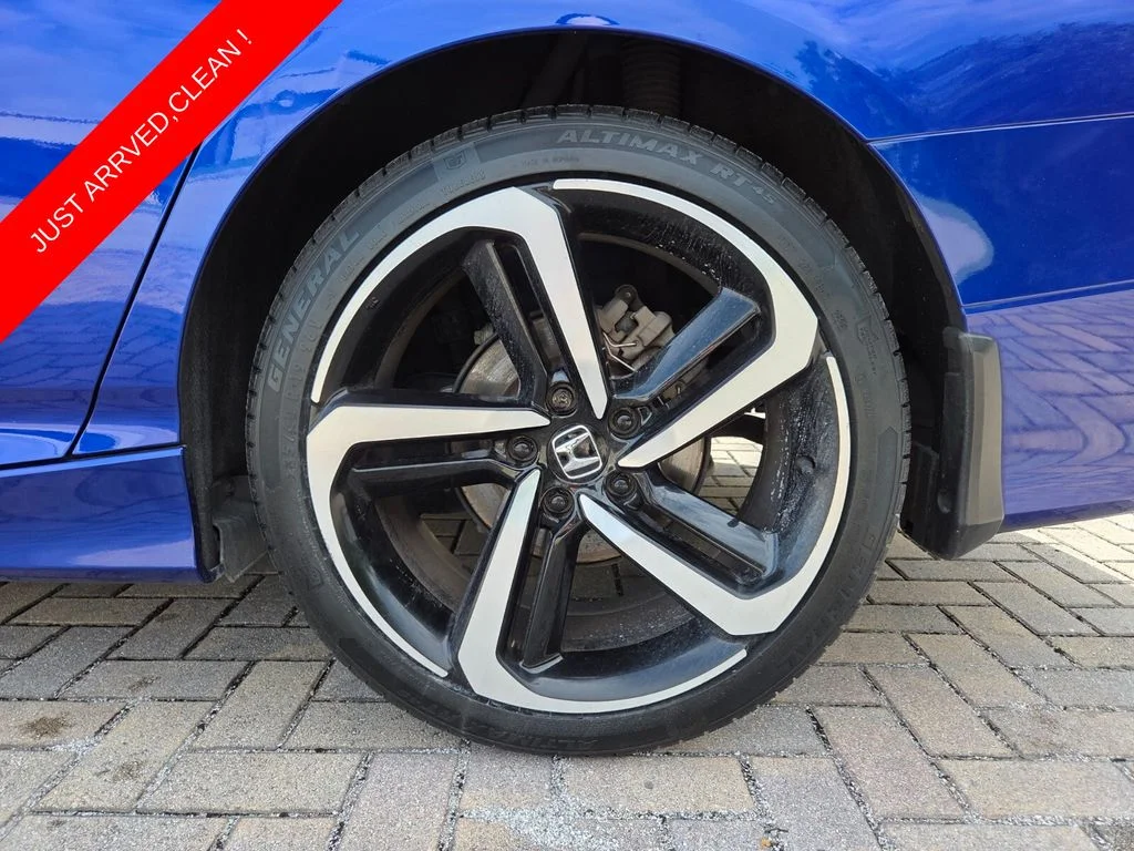 Used 2020 Blue Honda Sport image 19