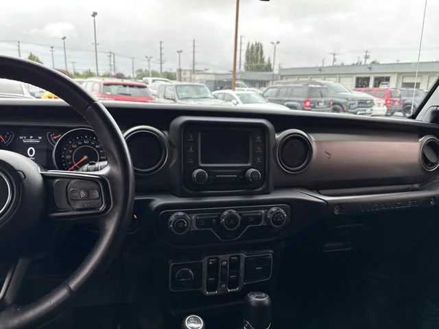 Used 2018 Black Clearcoat Jeep Sport S image 21