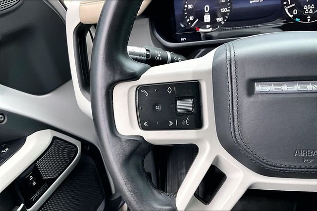 Used 2020 White Land Rover HSE image 17