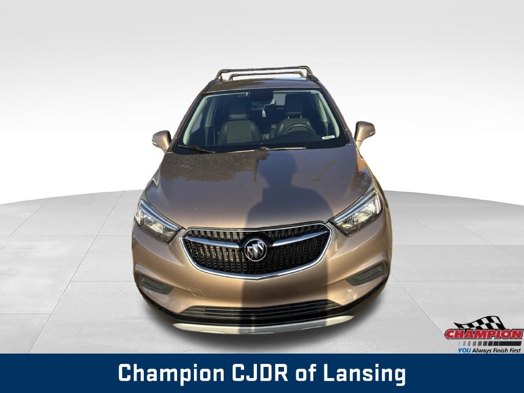 Used 2018  Buick Preferred image 10