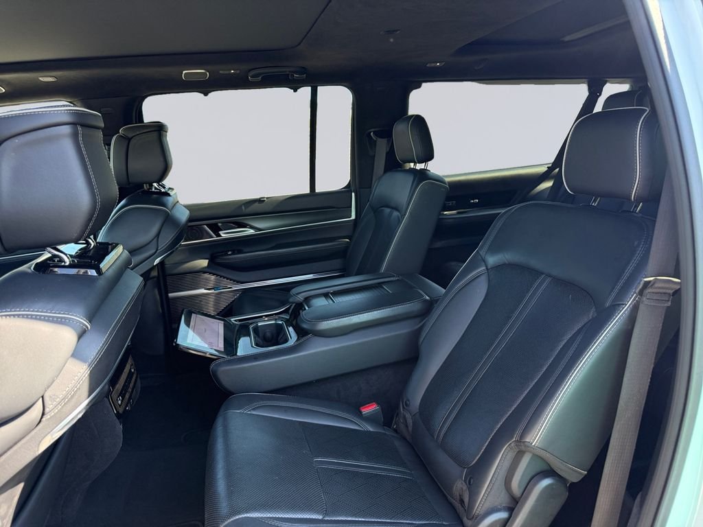 Used 2024 White Jeep Series II image 17