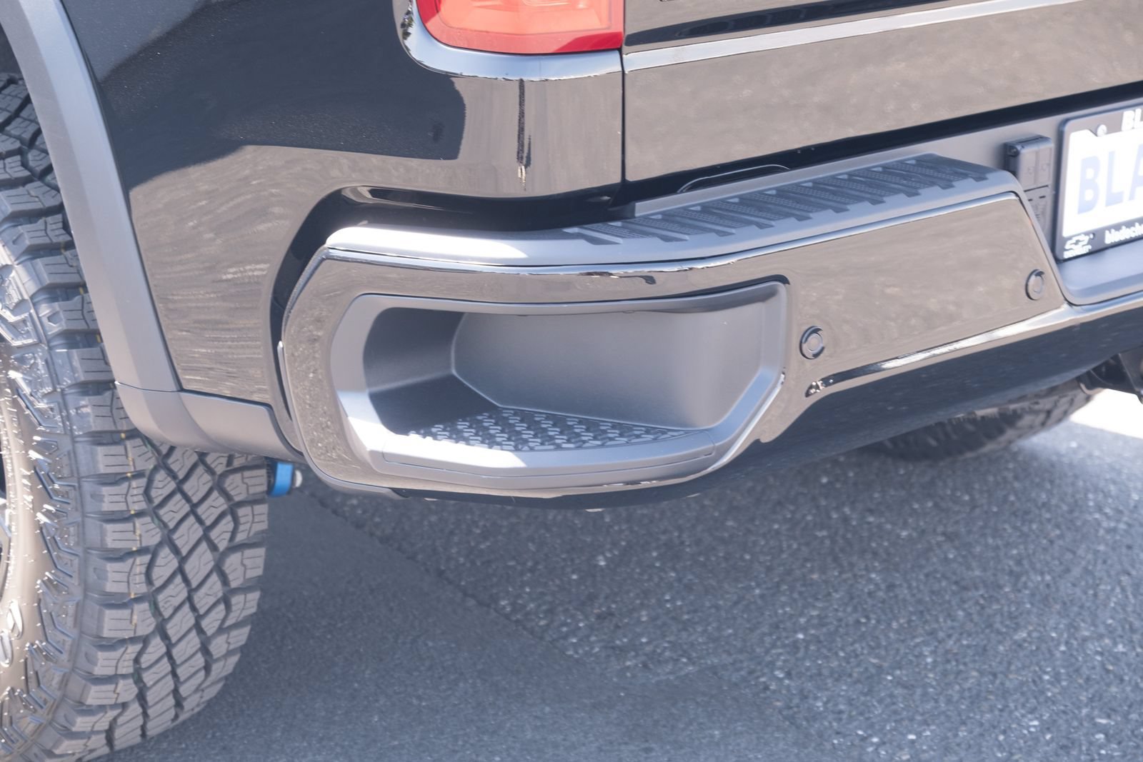 2026 Chevrolet Silverado 1500 ZR2 - Photo 31