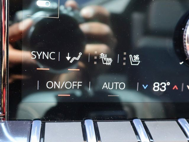 2026 GMC Yukon AT4 - Photo 26