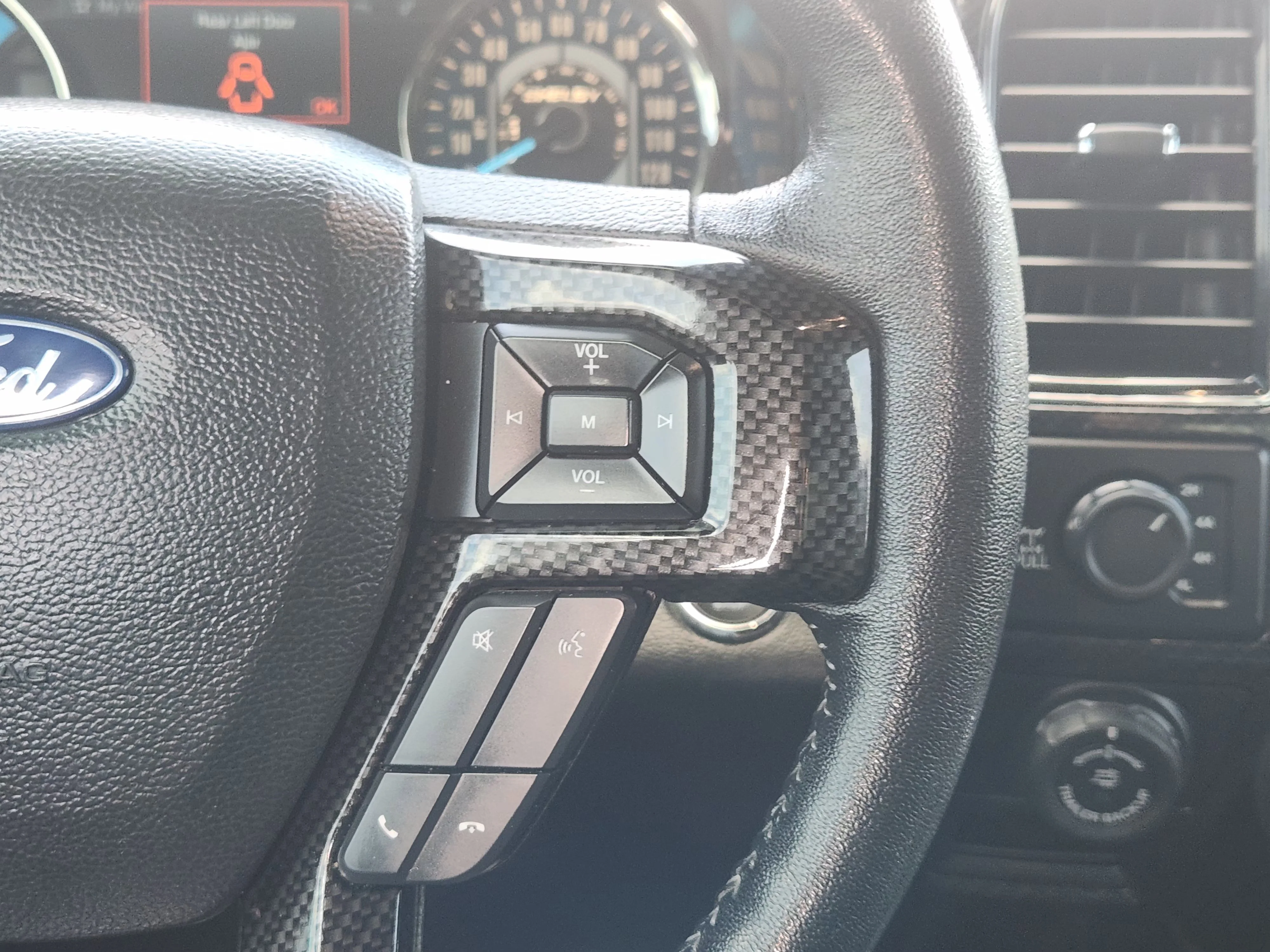 Used 2019  Ford Lariat Shelby Off-Road image 30