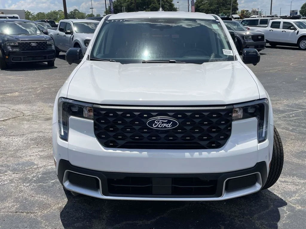 New 2026 Oxford White Ford Lariat® image 8