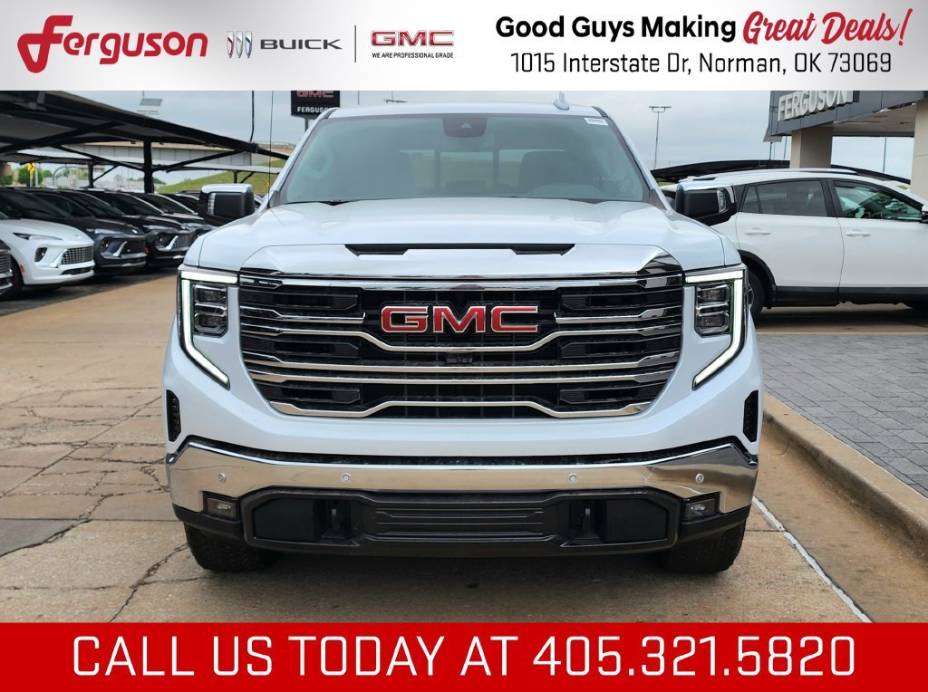 2026 GMC Sierra 1500 SLT - Photo 9
