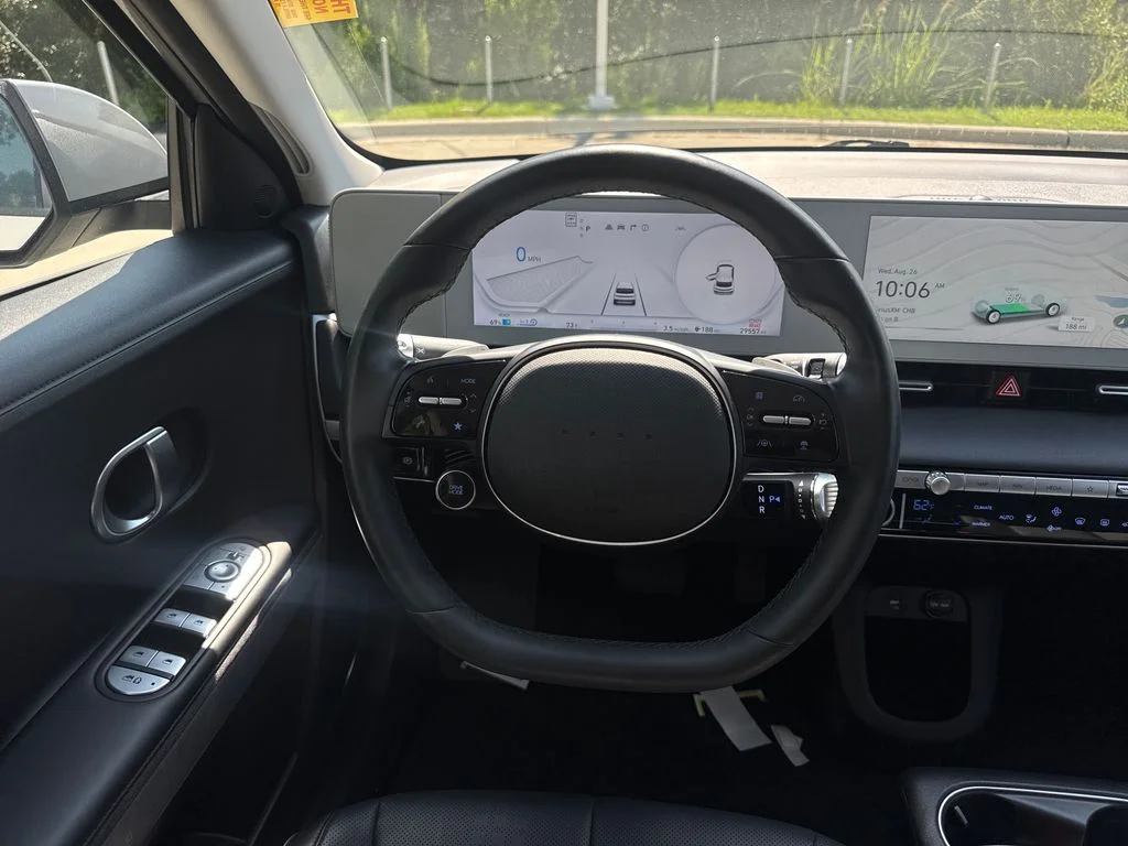 Used 2023 Cyber Gray Hyundai SEL image 19