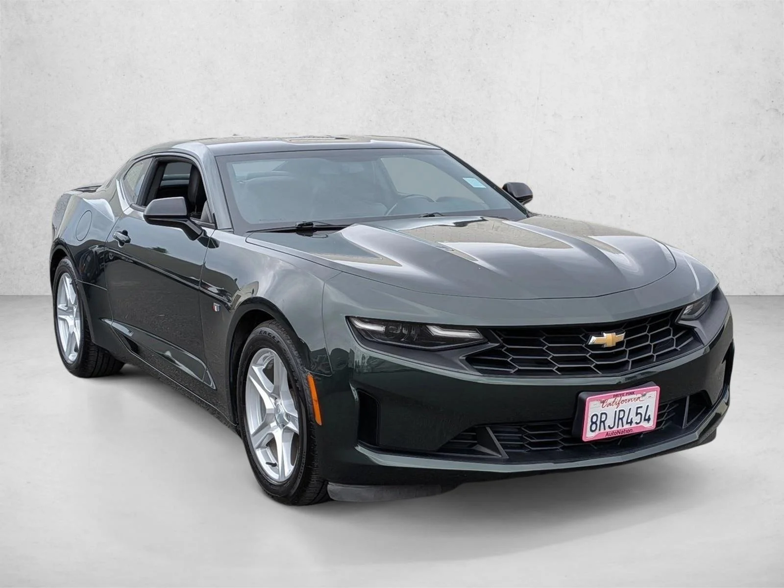 Used 2020 Rally Green Metallic Chevrolet 2LT image 3