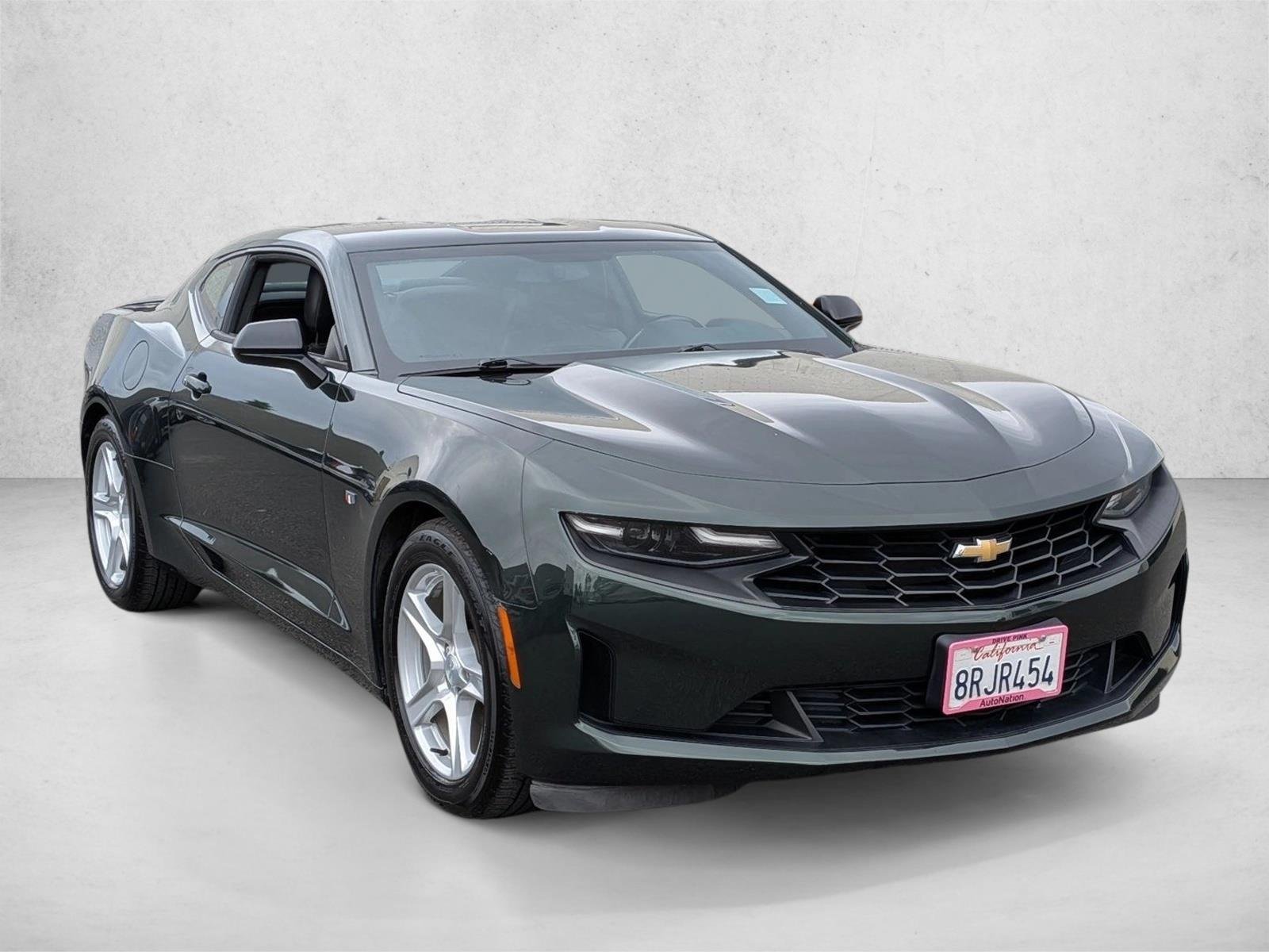 Used 2020 Rally Green Metallic Chevrolet 2LT image 3