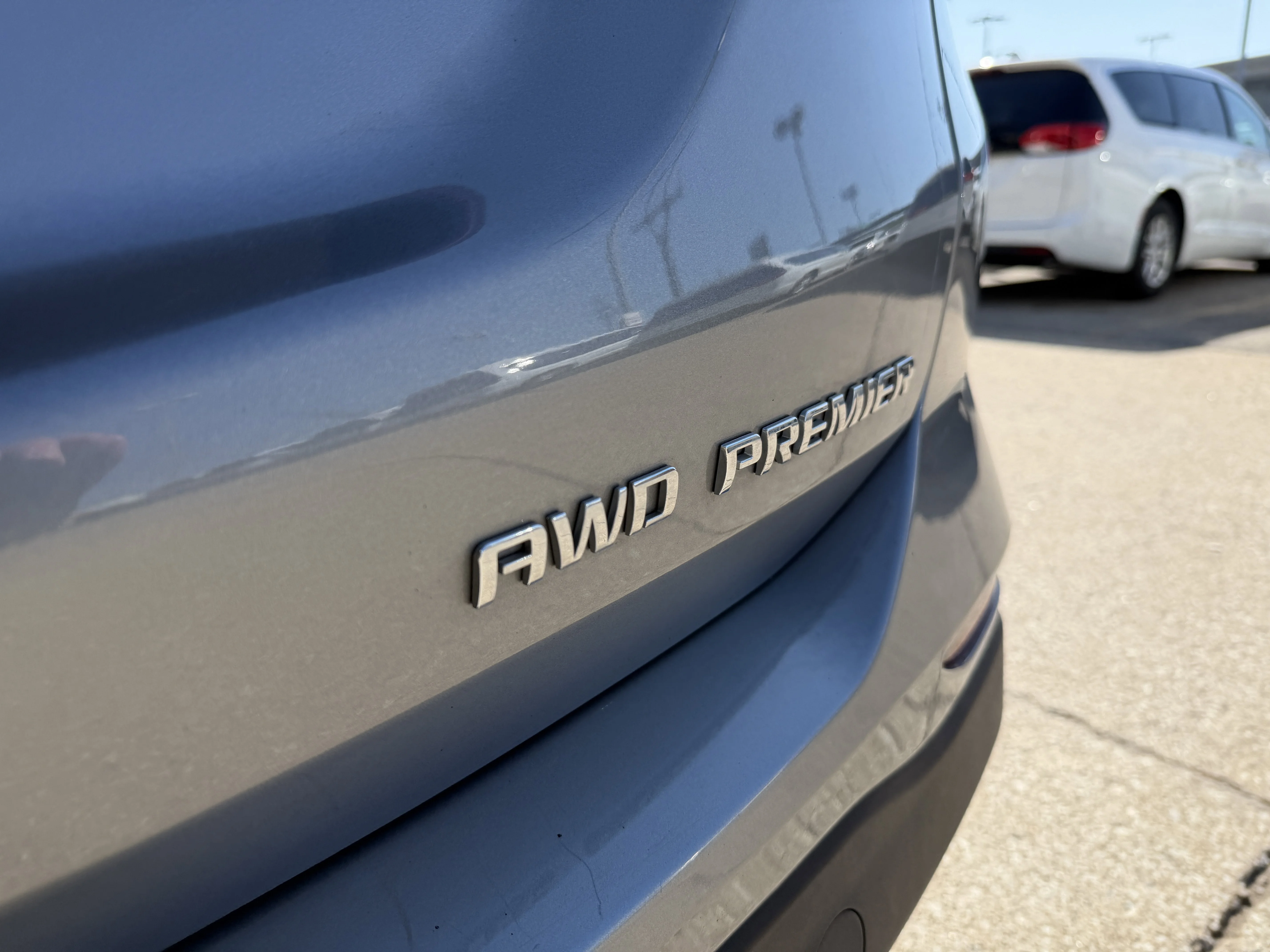 Used 2023 Sterling Gray Metallic Chevrolet Premier image 10