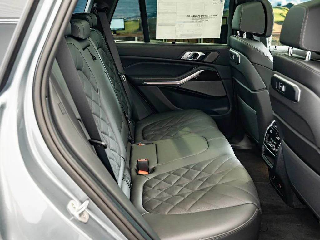 New 2026 Skyscraper Grey Metallic BMW xDrive40i image 45