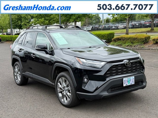 2023 Toyota RAV4 XLE Premium
