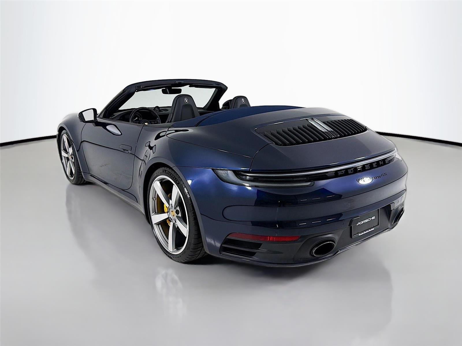 Used 2021  PORSCHE  image 8