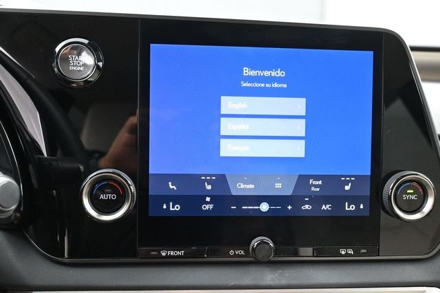 Used 2024 White Lexus 350 image 34